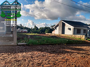 Terreno com 250m� com entrada de �gua e luz, Rua Calmon