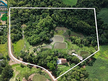 Ch�cara com 25.000m�, Casa e A�udes na Linha Mirim