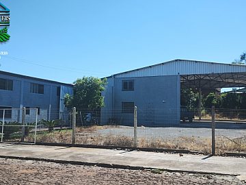 Terreno Comercial de 1.000m� com Galp�o Pr�-moldado de 250m�