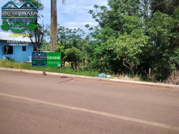 Ch�cara com �rea de 2.110m� com 16 metros de frente