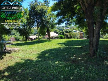 Terreno de esquina de 375m� com 15 metros de frente, cercado