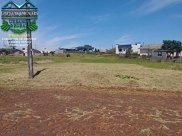 Terreno de Esquina com 242m�, na Rua dos Imigrantes